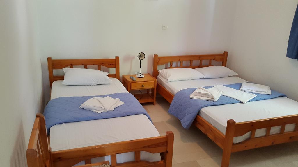 Esperides Hotel Paralia Agias Foteinis 객실 사진